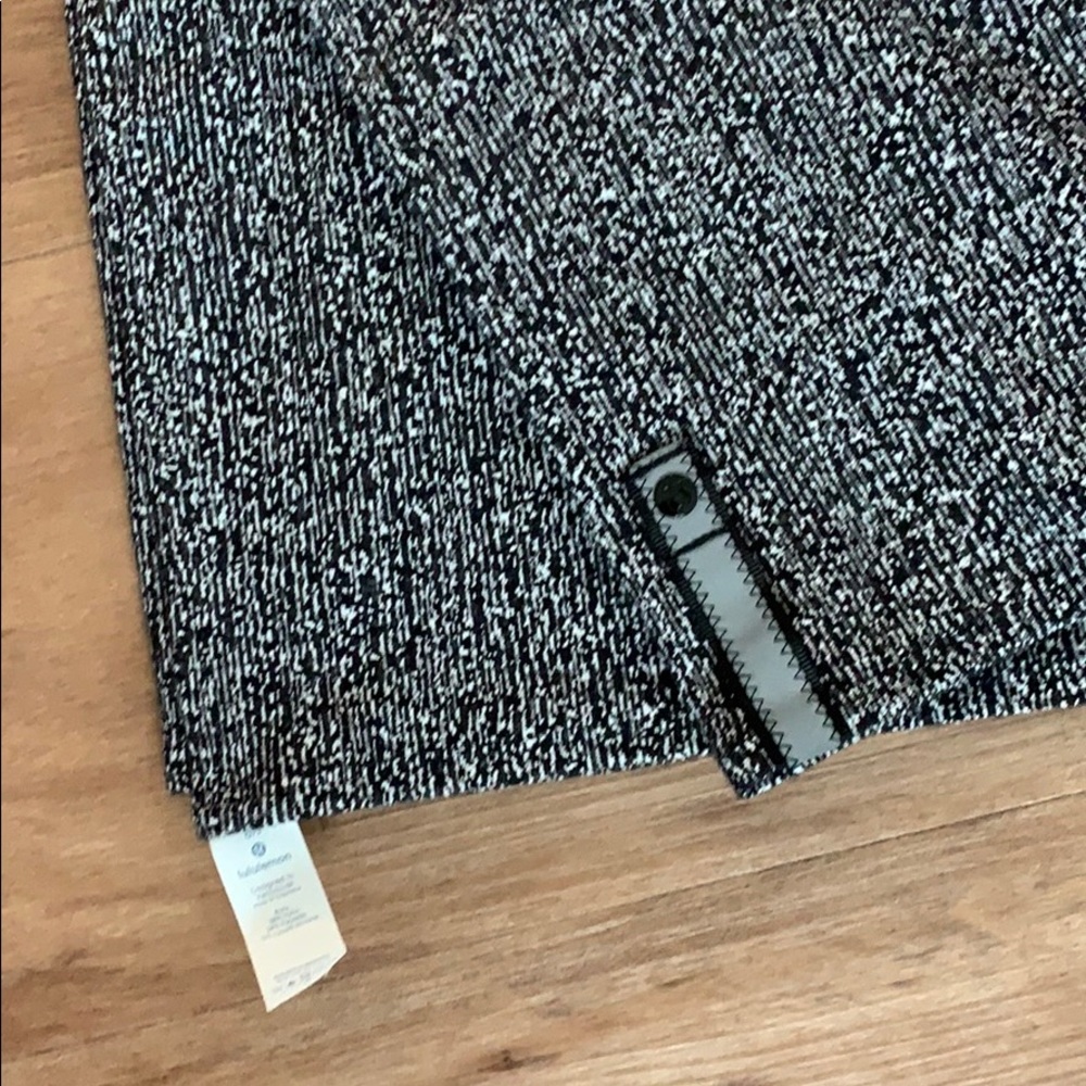 Lululemon Herringbone Vinyasa Scarf - Picture 4 of 4